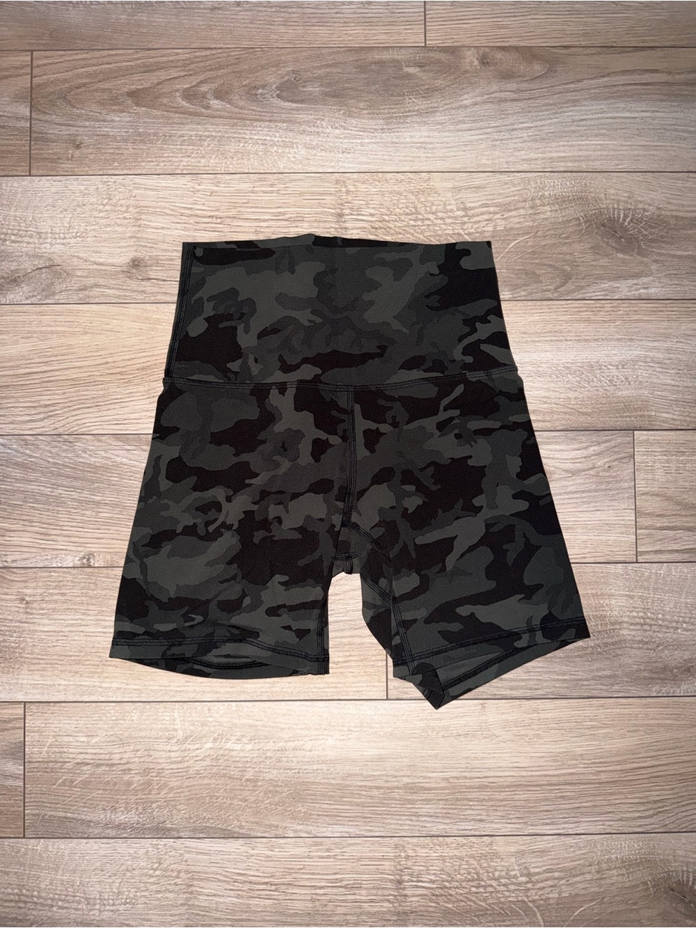 Lululemon Camo Women’s Shorts